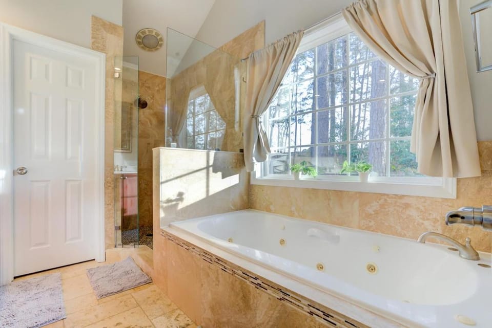 Bathroom, Bath
