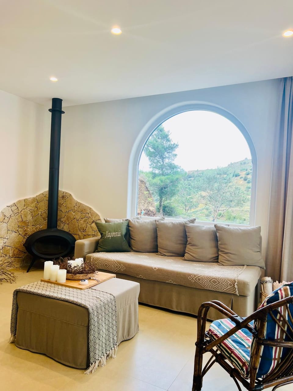 Natural landscape, Living room, Seating area, flat iron