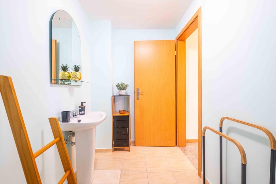 Santana House Holiday Rental - For Nature Lovers by YOUR KEY House in Madeira District