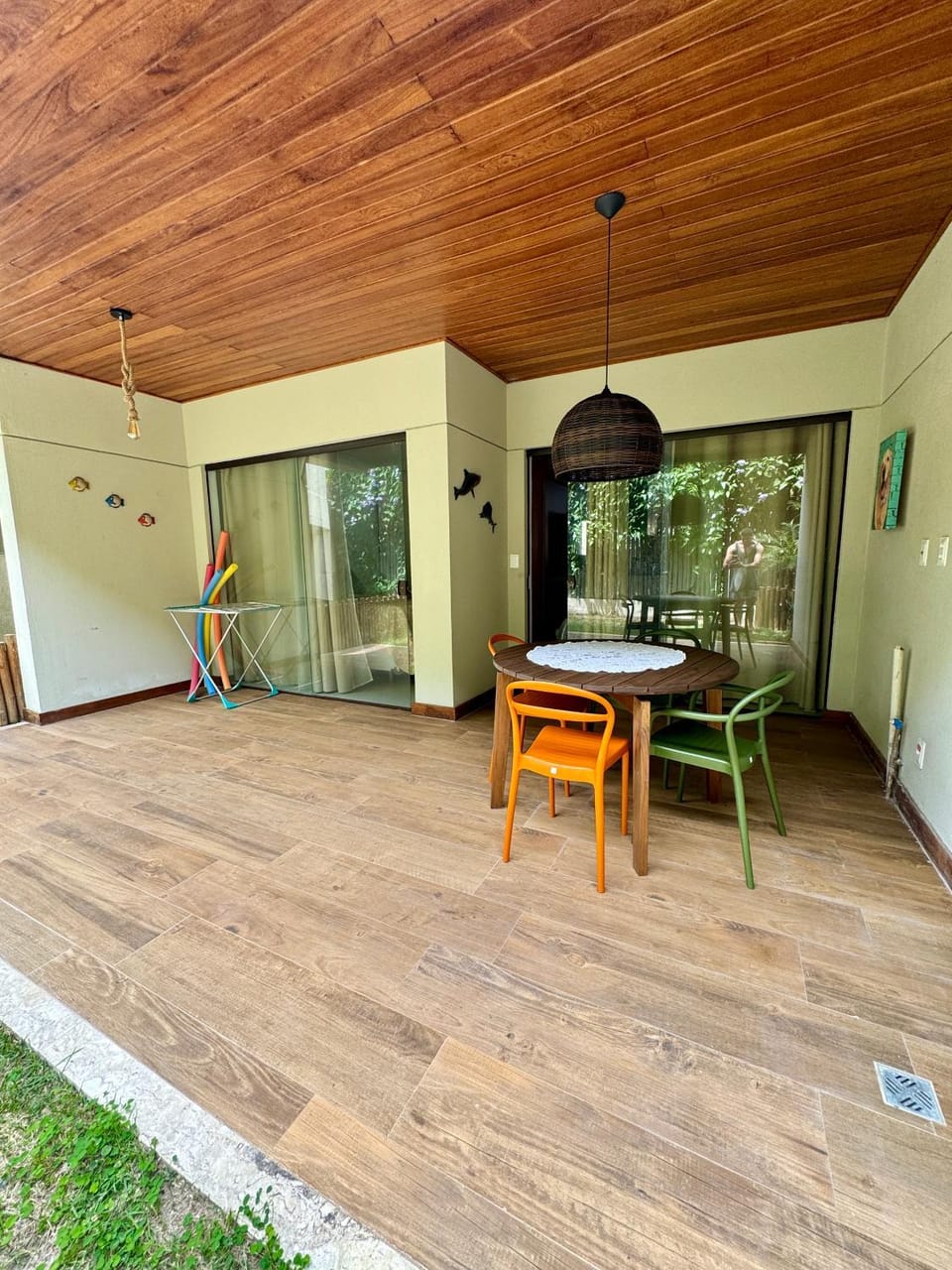 Patio, Facade/entrance