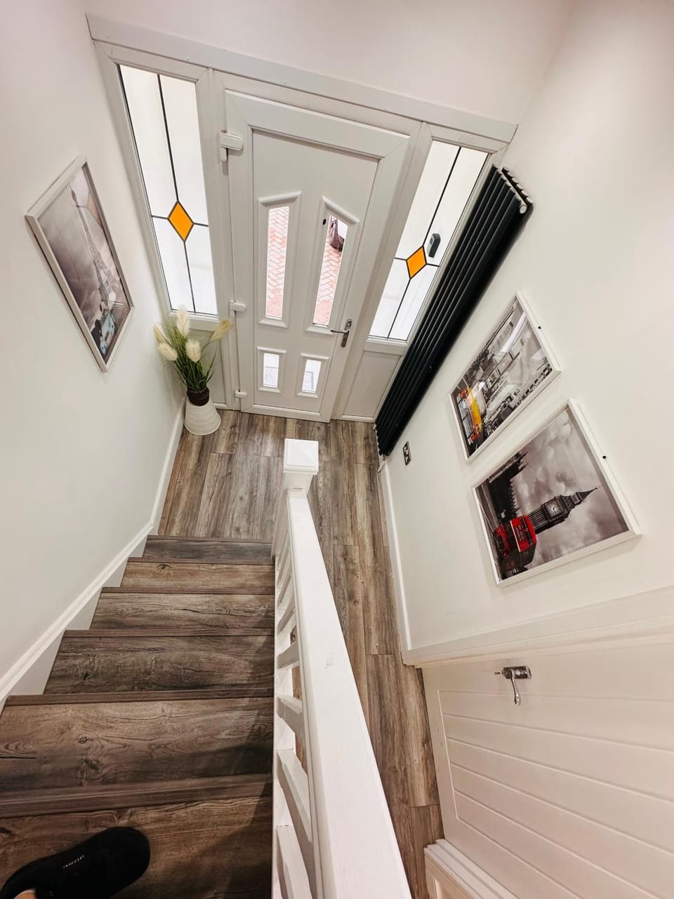 Cosy En-Ensuite Private Room with own Kitchenette in Birmingham - Halesowen R2 Bed and Breakfast in Oldbury