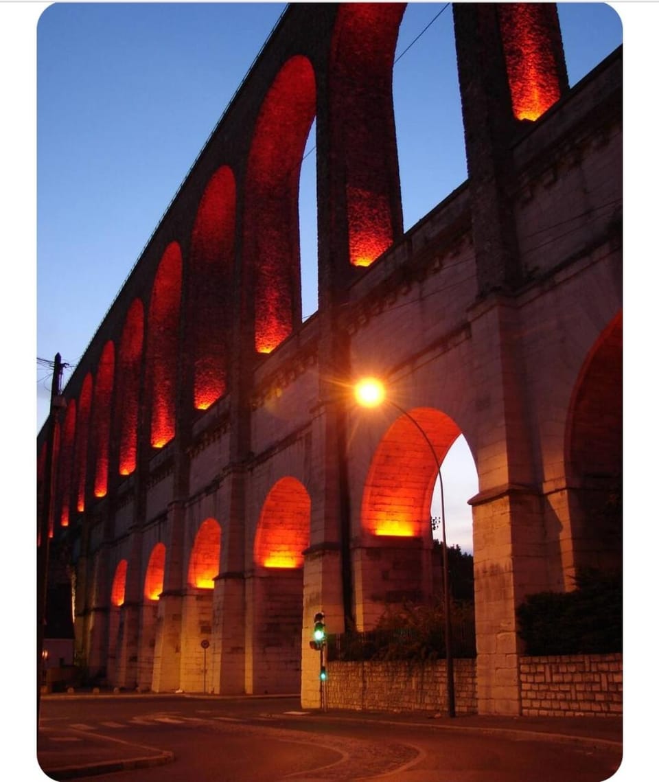 Chambre#1privée en colocation Vue sur Paris Tour Eiffel Vacation rental in Île-de-France