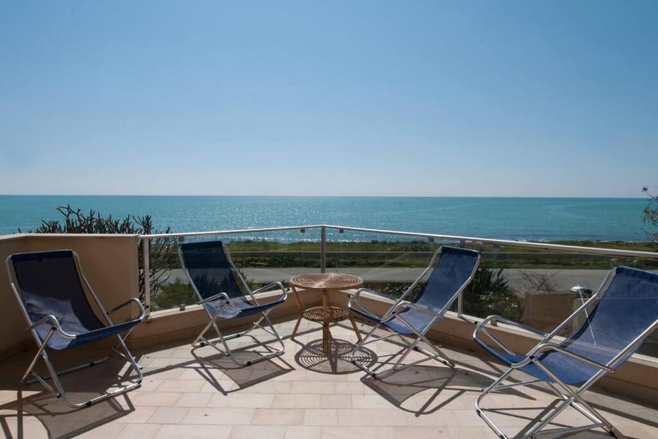 Villa Cala Cuticchi, Sea Front, Wi-Fi, Parking House in Sicily