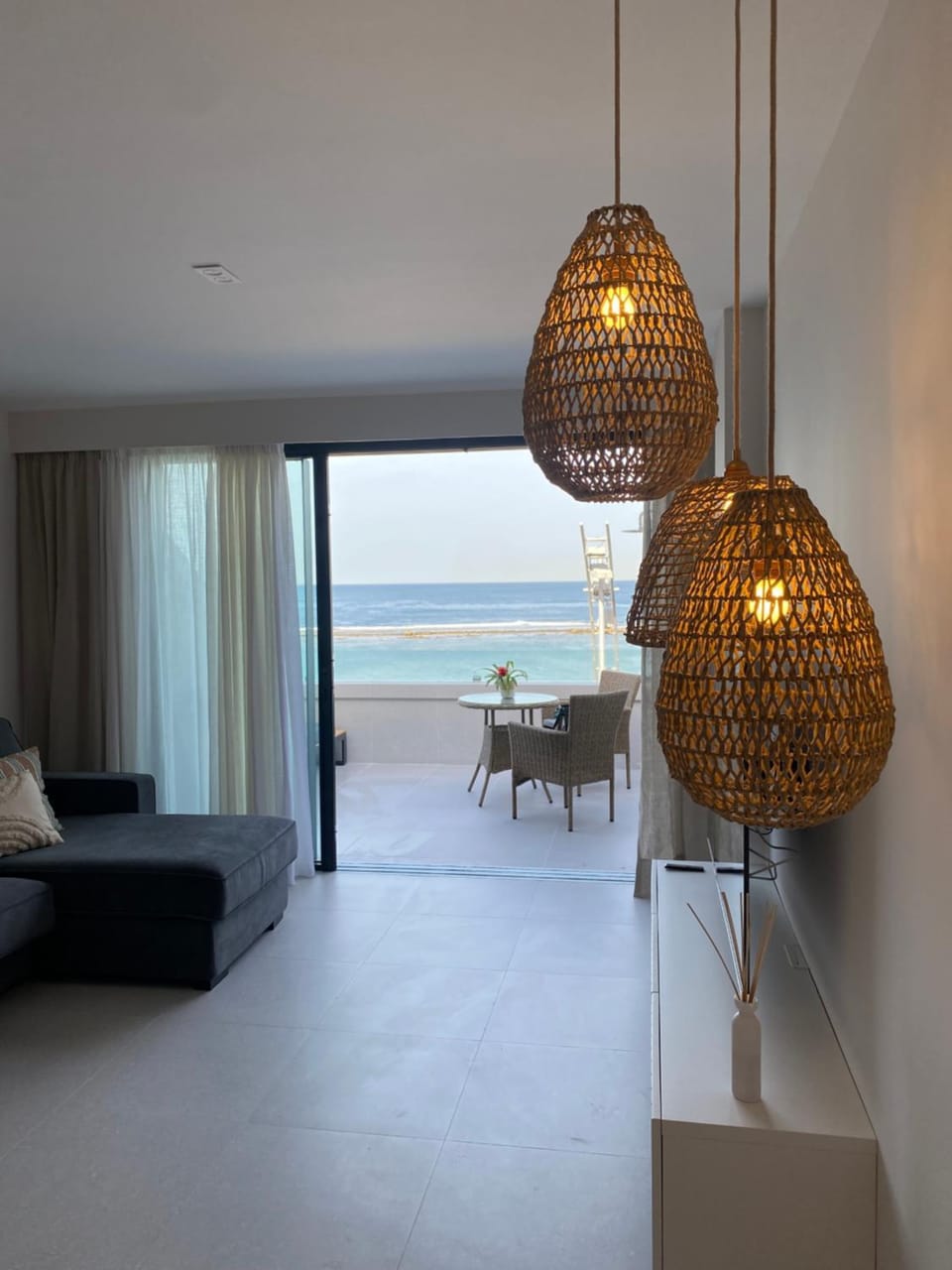 Living room, Sea view