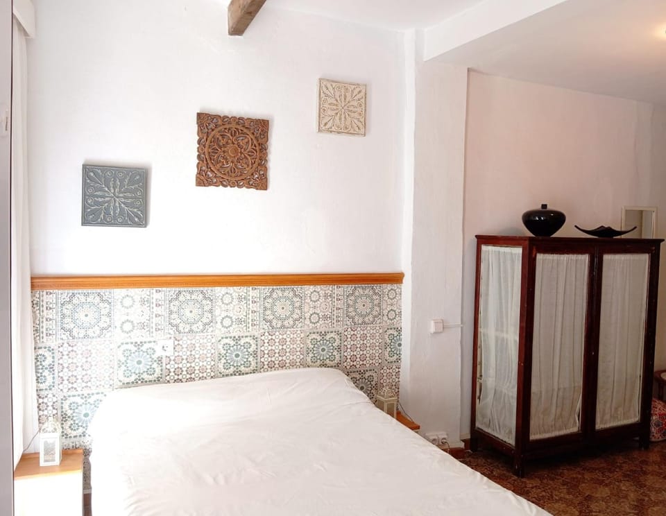 Bed, Bedroom, wardrobe