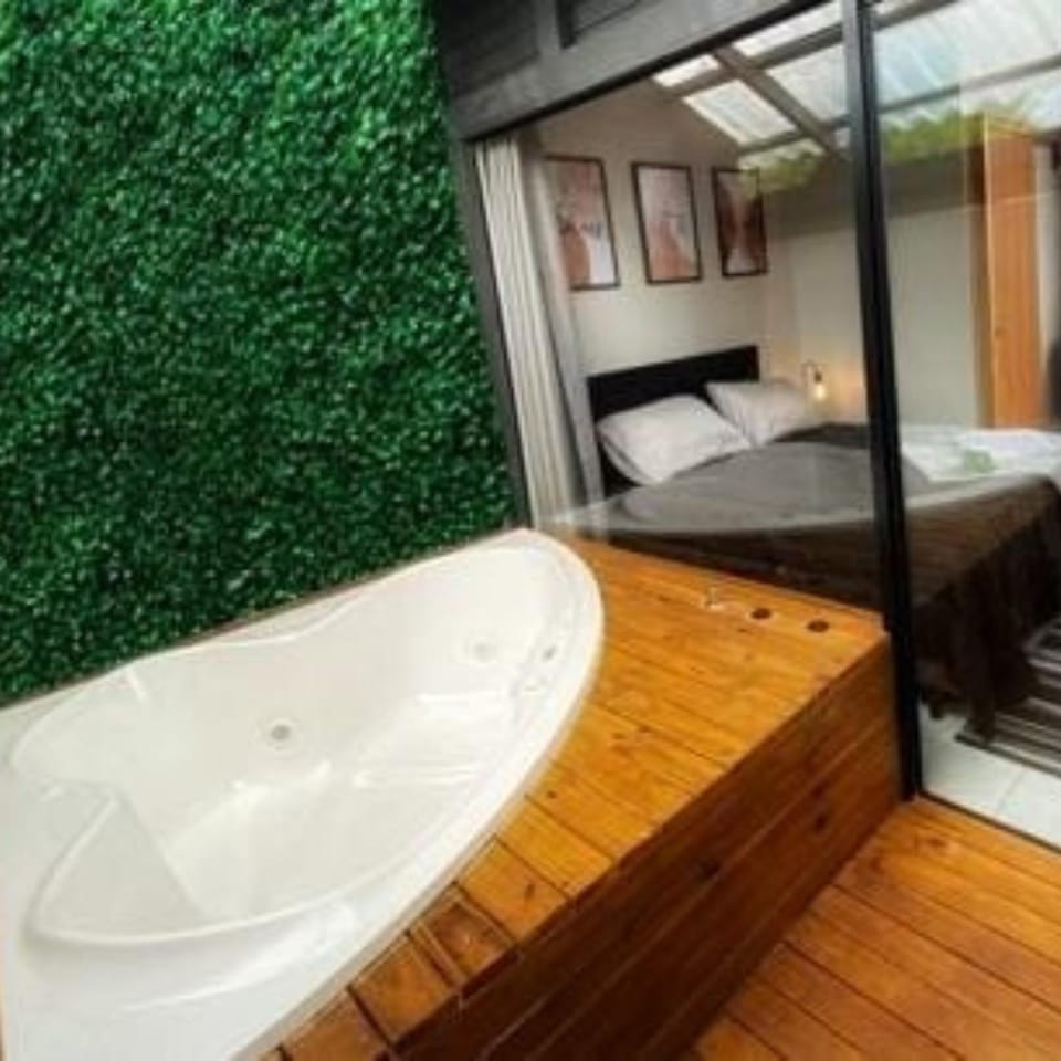 Bed, Hot Tub, Bedroom