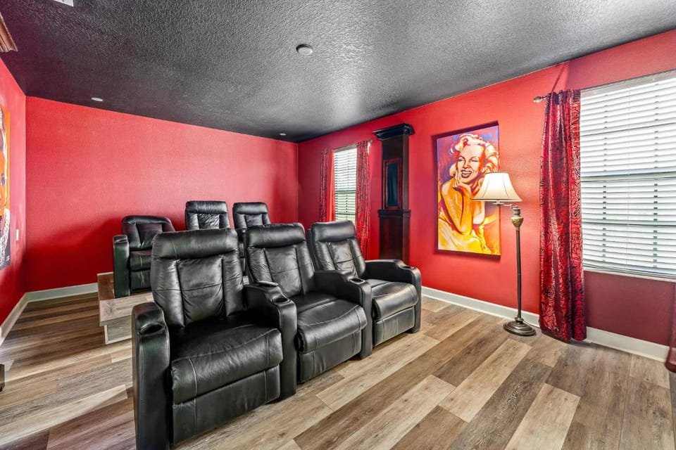 Heated Pool + Waterpark+ Game Room + Lazy River House in Four Corners