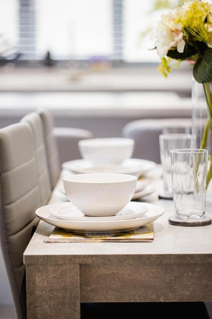 New, modern 4 bed, 3 bath house ,free parking House in Oxford