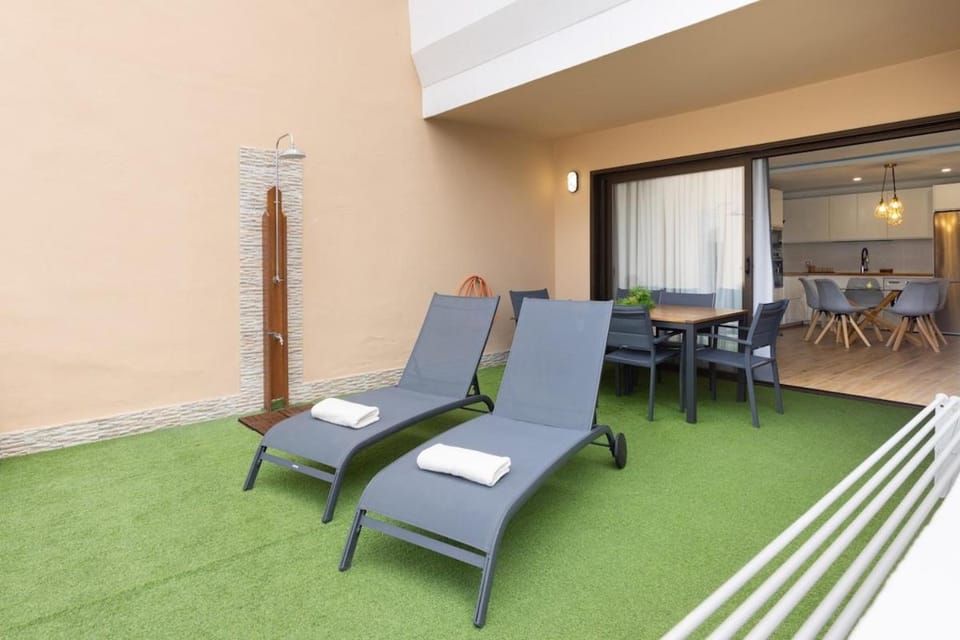 Home2Book Stylish Oasis Pool&Terrace Golf del Sur Apartment in Abona