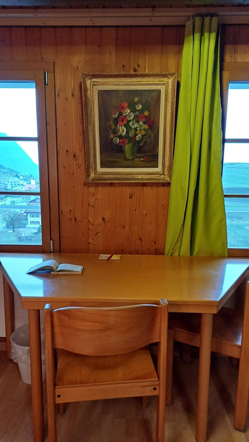 Afrika Zimmer mit Bergsicht für 2 Vacation rental in Nidwalden
