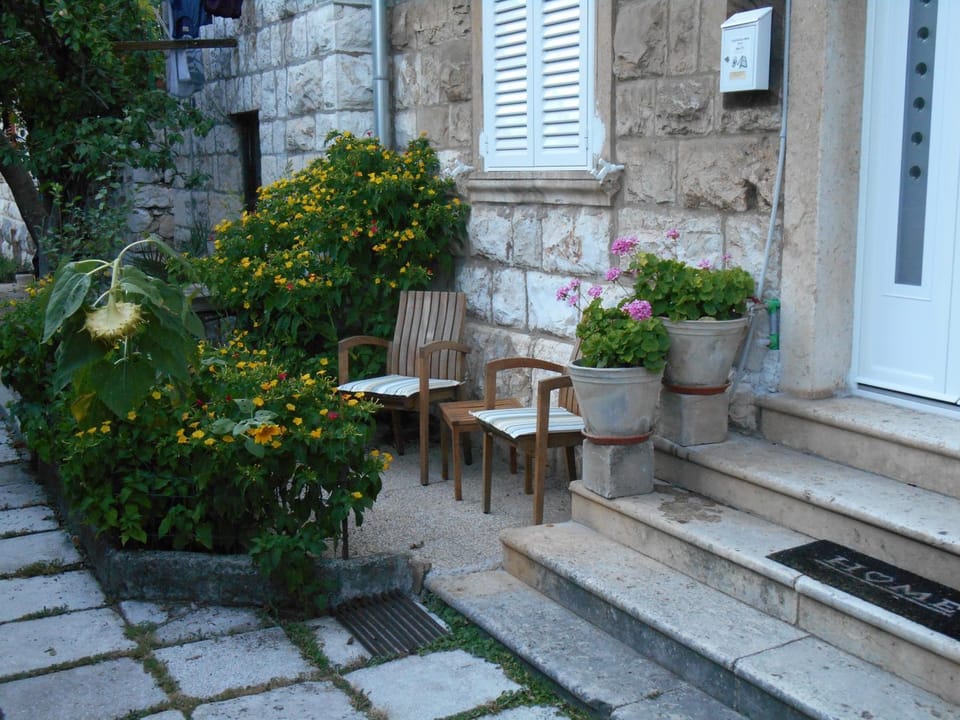 Guest House Cinema close to port Apartment in Dubrovnik