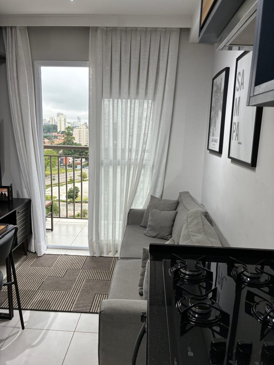 Belo Studio com suíte e varanda Apartment in Sao Paulo City