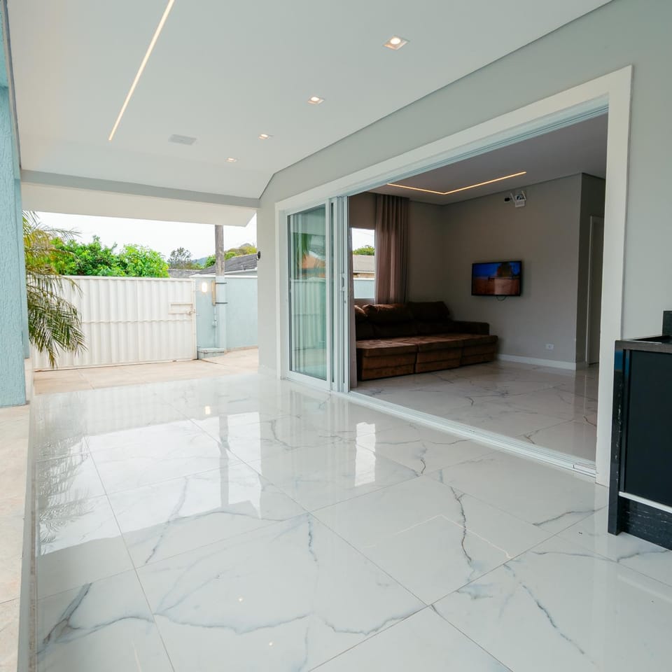 Living room, Parking