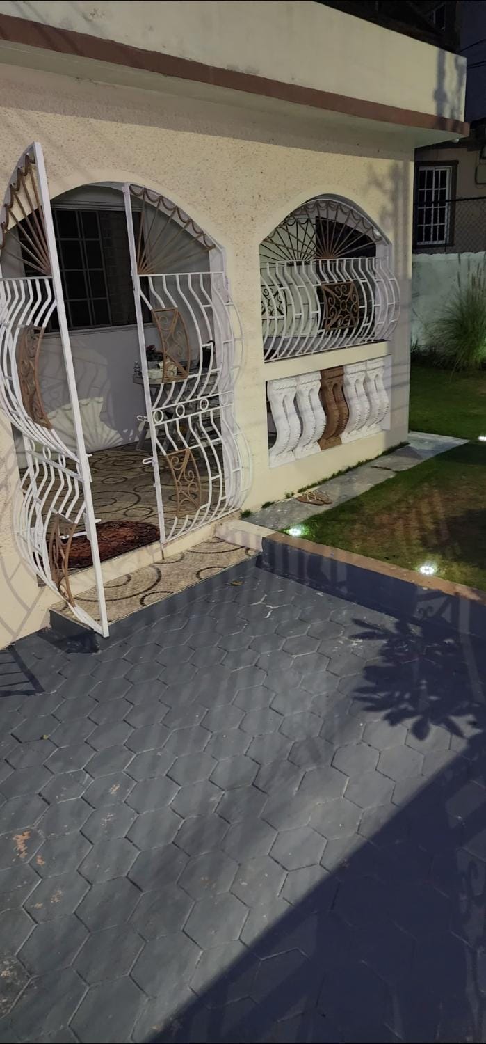 11onEssex2 in the heart of Kingston Jamaica Apartment in Kingston