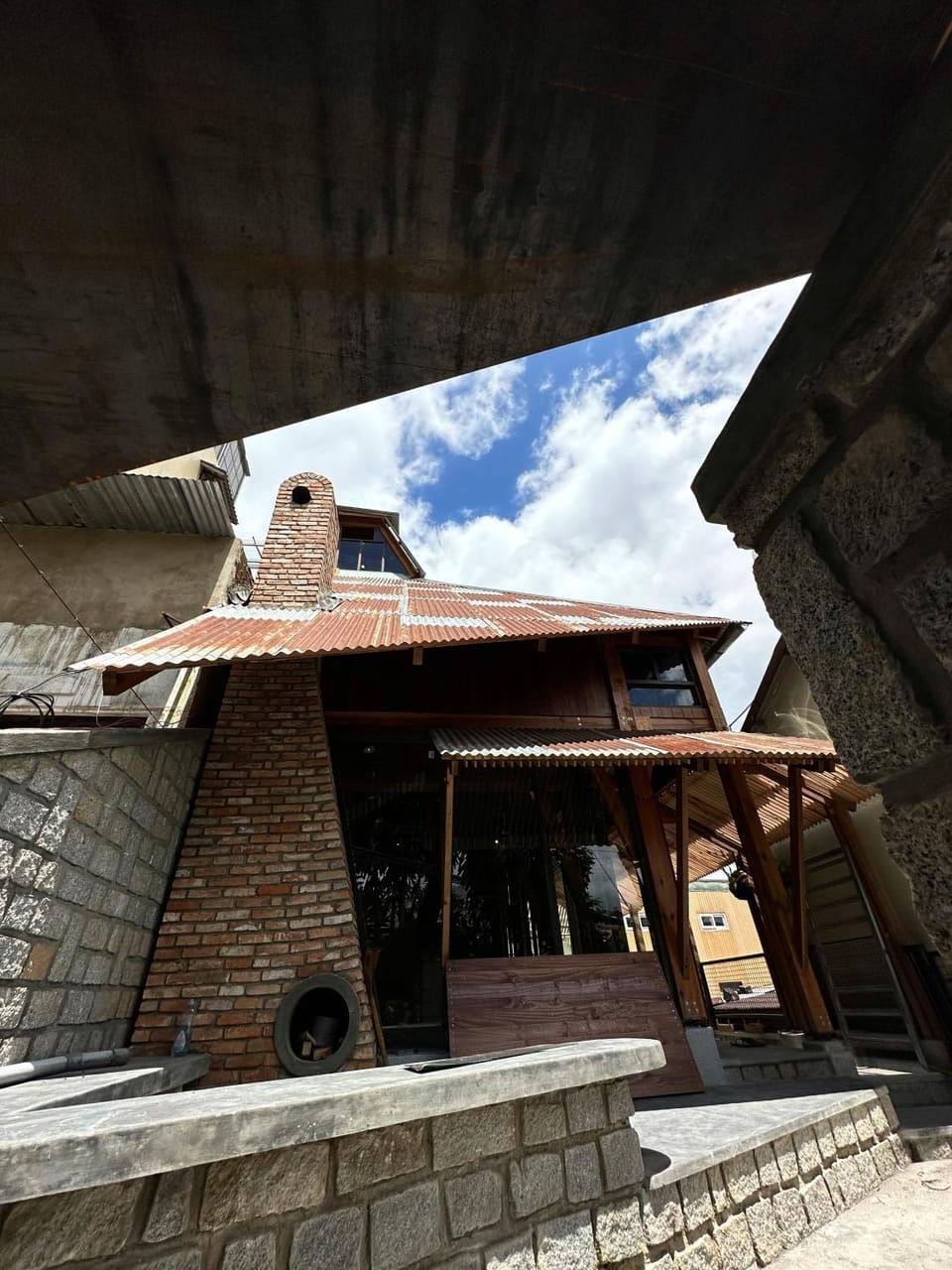 Property building, Day