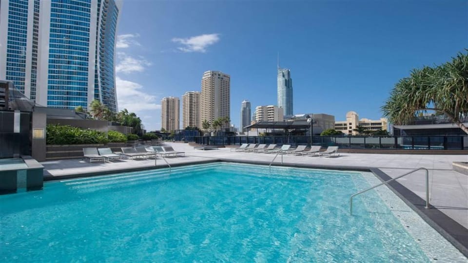 Circle On Cavill High Floor 1 Bedroom Apartment - CoastHM Apartment in Surfers Paradise