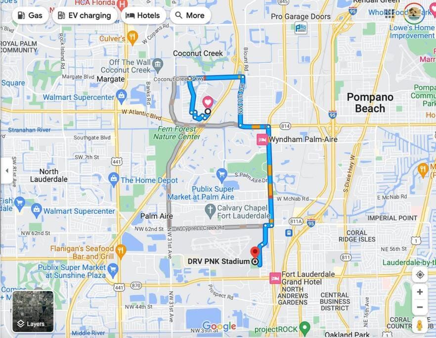 Chic and Central Condo - Palm Wave Says Apartment in Coconut Creek