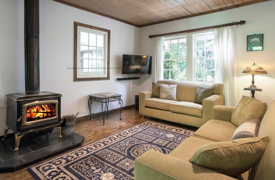 Living room, Seating area, flat iron