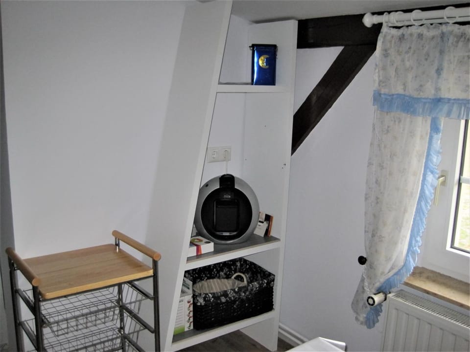 Kitchen or kitchenette, Decorative detail