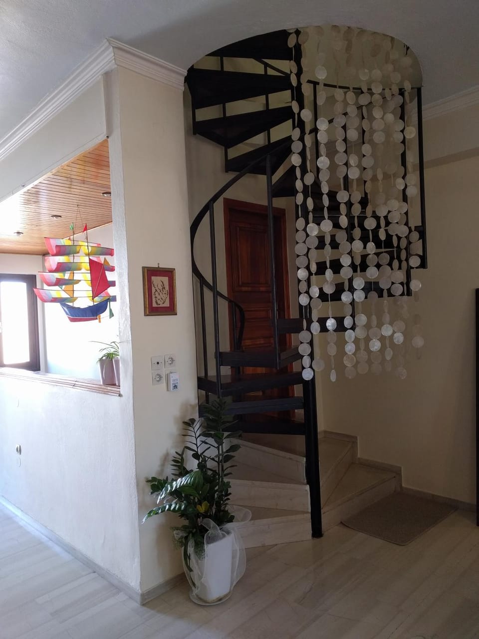 Property building, Decorative detail, acessibility