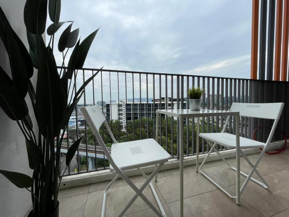 E2 Emporis KD Sunway Gize SOHO Apartment in Petaling Jaya