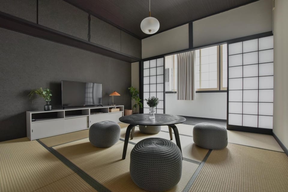 岡田ビル4階 Apartment in Shinjuku