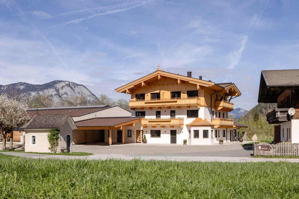 Property building, Day