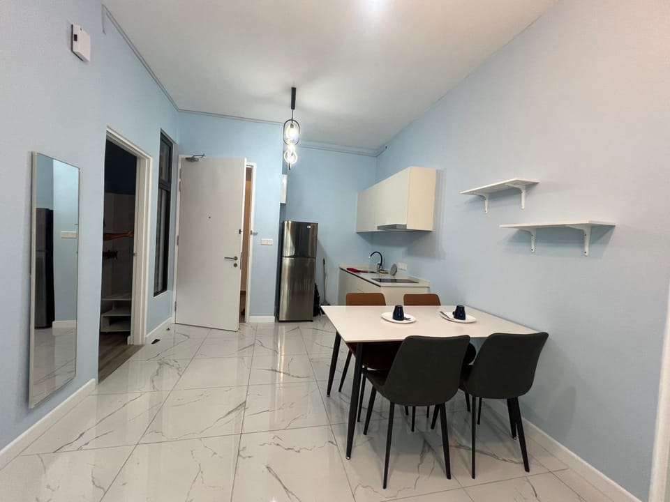 Cubic Botanical KL Bangsar Entire Unit Parking/Pool Apartment in Federal Territory of Kuala Lumpur