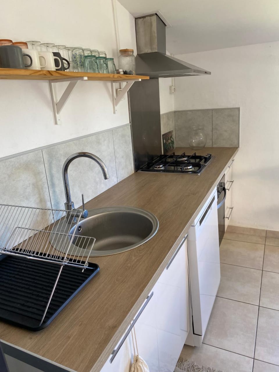 Kitchen or kitchenette, dishwasher, pet friendly, stove