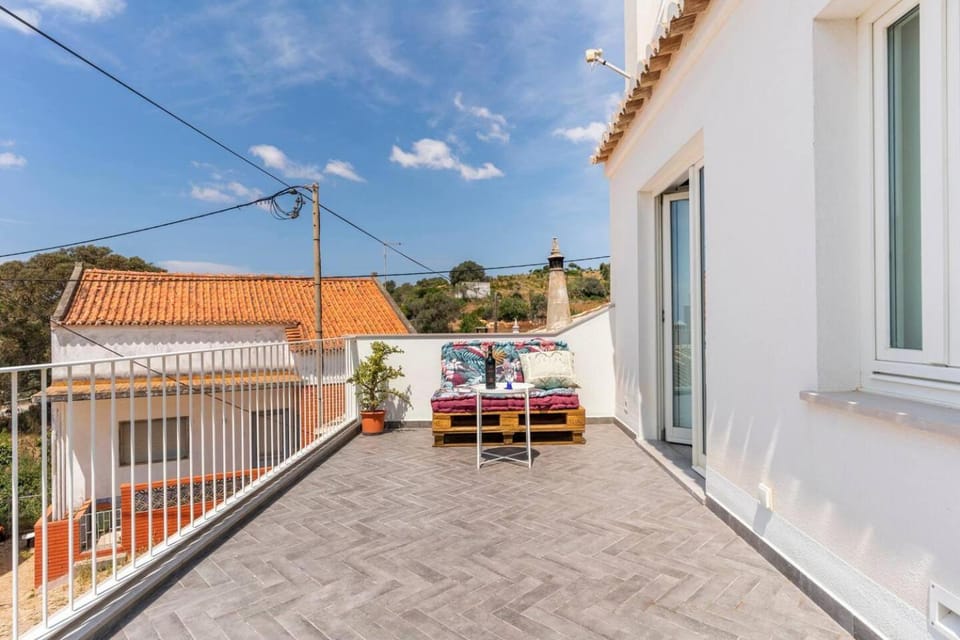 View (from property/room), Balcony/Terrace, Balcony/Terrace, sunbed