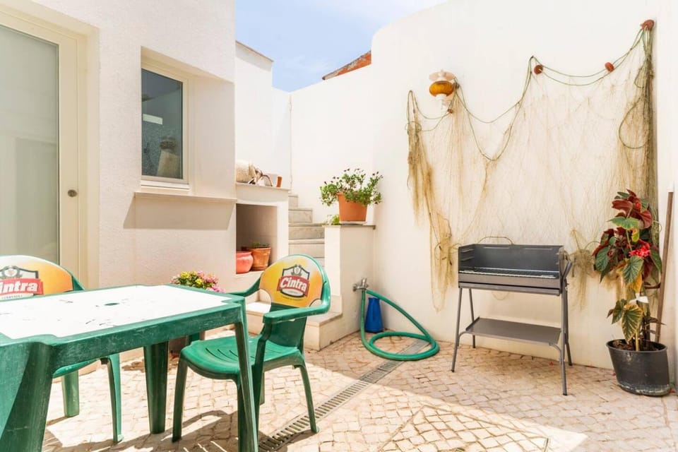 Patio, BBQ facilities
