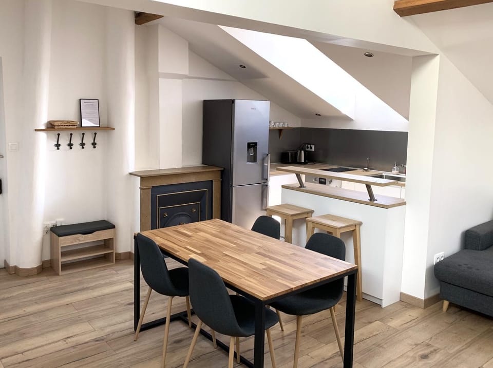 Very cosy and quiet one bedroom flat in Part Dieu Apartment in Villeurbanne