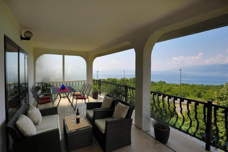 Apartment Vrata Jadrana 1 Apartment in Rijeka