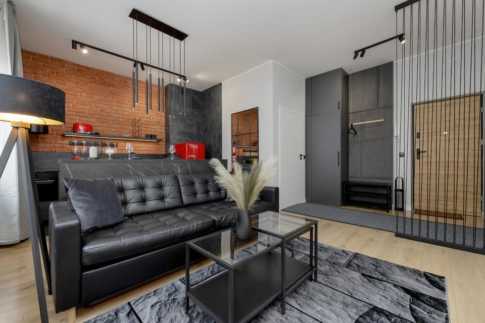 Kitchen or kitchenette, Living room, Seating area, minibar, wardrobe