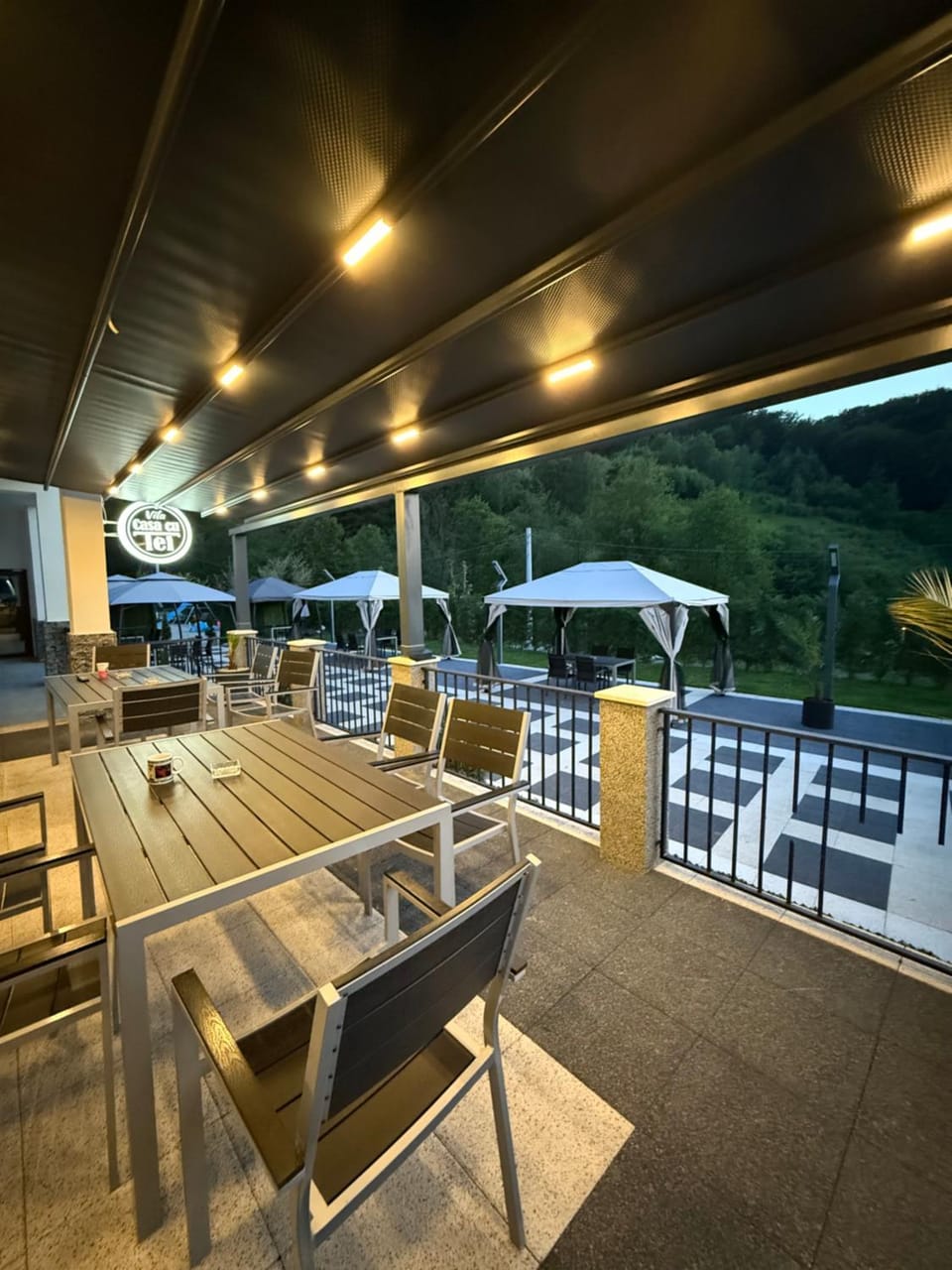 Vila Casa cu Tei Bed and Breakfast in Romania