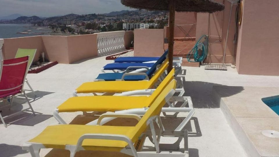 Magnificent Holiday 5 bedroom villa in beach front Villa in Malaga