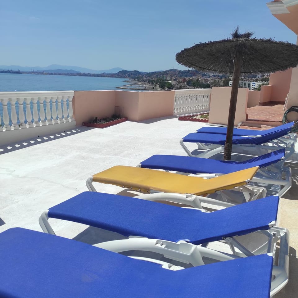 Magnificent Holiday 5 bedroom villa in beach front Villa in Malaga