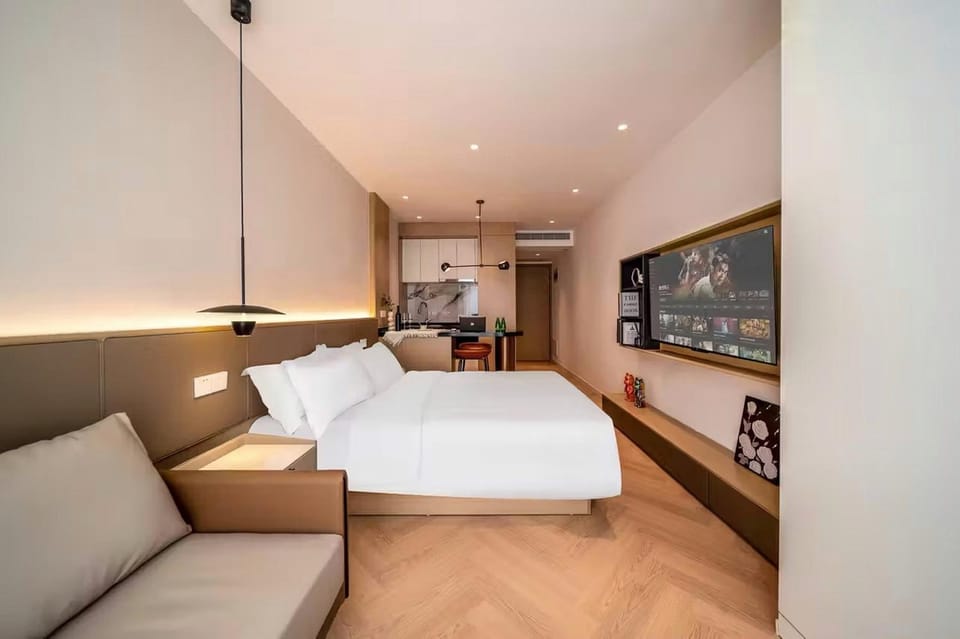 Bed, Photo of the whole room