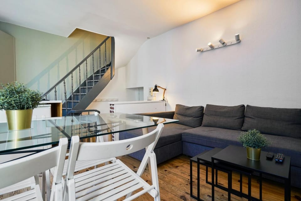 Grand-place & Vieux-Lille: Equipped duplex Apartment in Lille