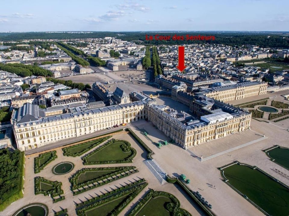 La Cour Des Senteurs / F2 Château de Versailles Apartment in Versailles