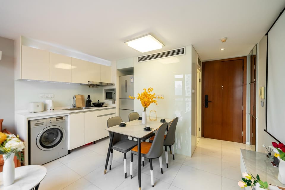Kitchen or kitchenette, Living room, Dining area, washing machine