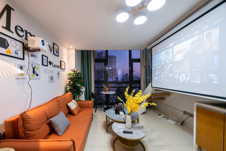TV and multimedia, Living room, Seating area