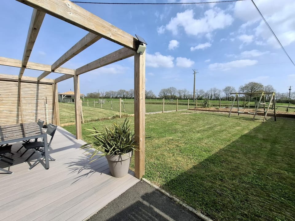 Patio, Spring, Garden, View (from property/room), Balcony/Terrace, Garden view