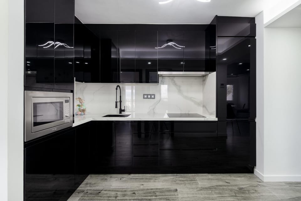 Kitchen or kitchenette, Living room