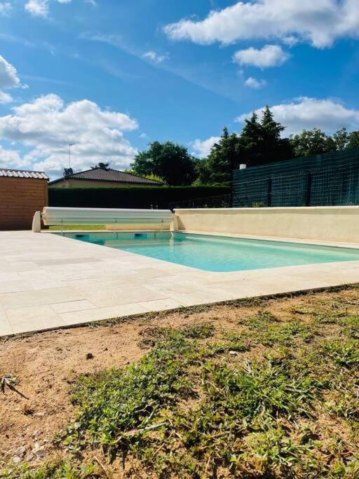 Pool view, Swimming pool