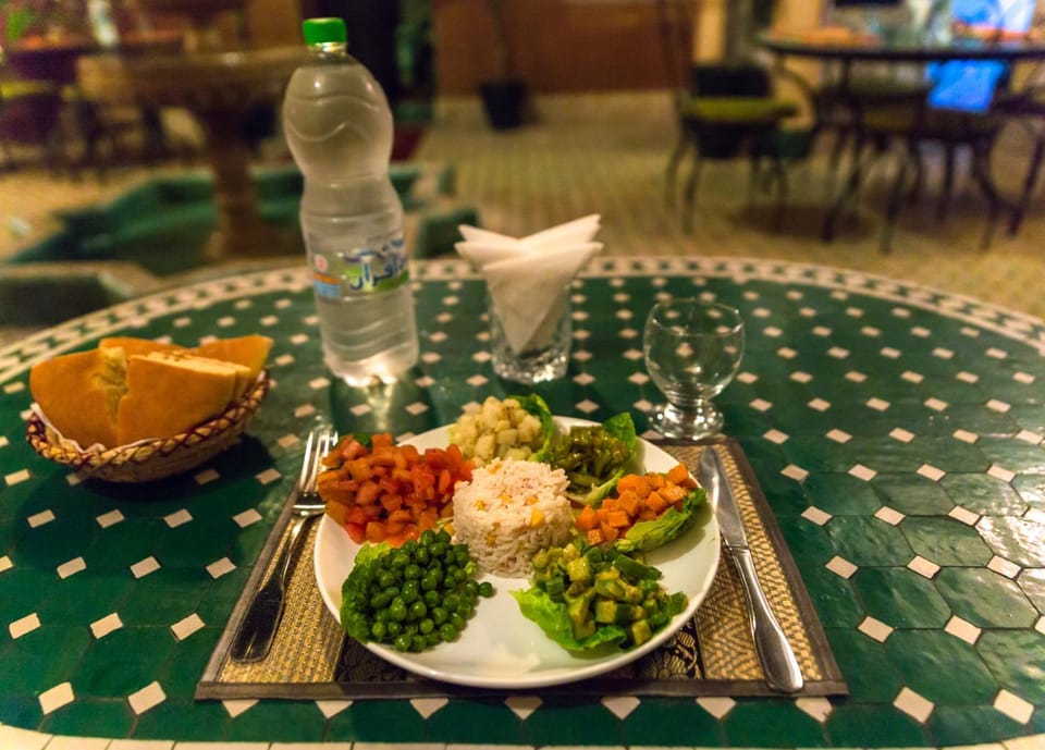 Food and drinks, Food