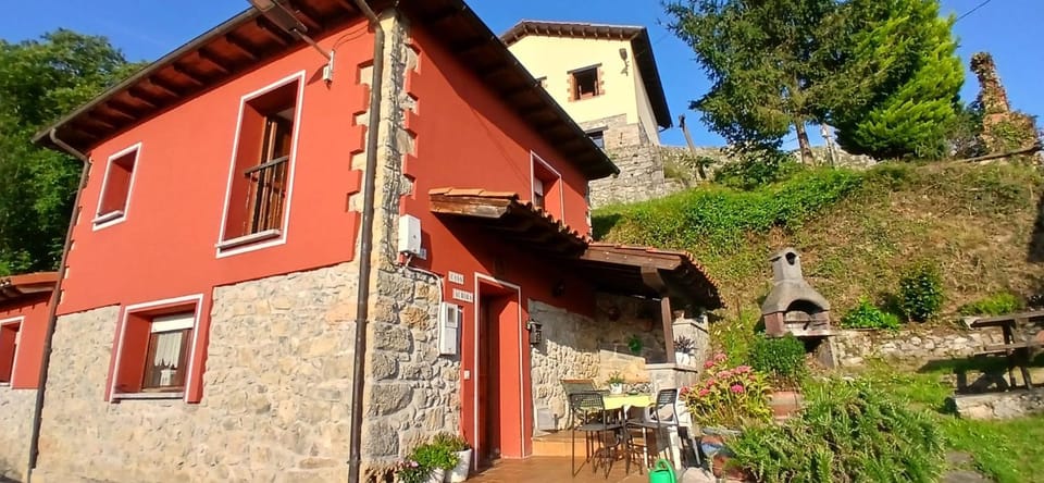 Casa Aurora, your home 10 minutes drive from Cangas de Onis House in Asturias
