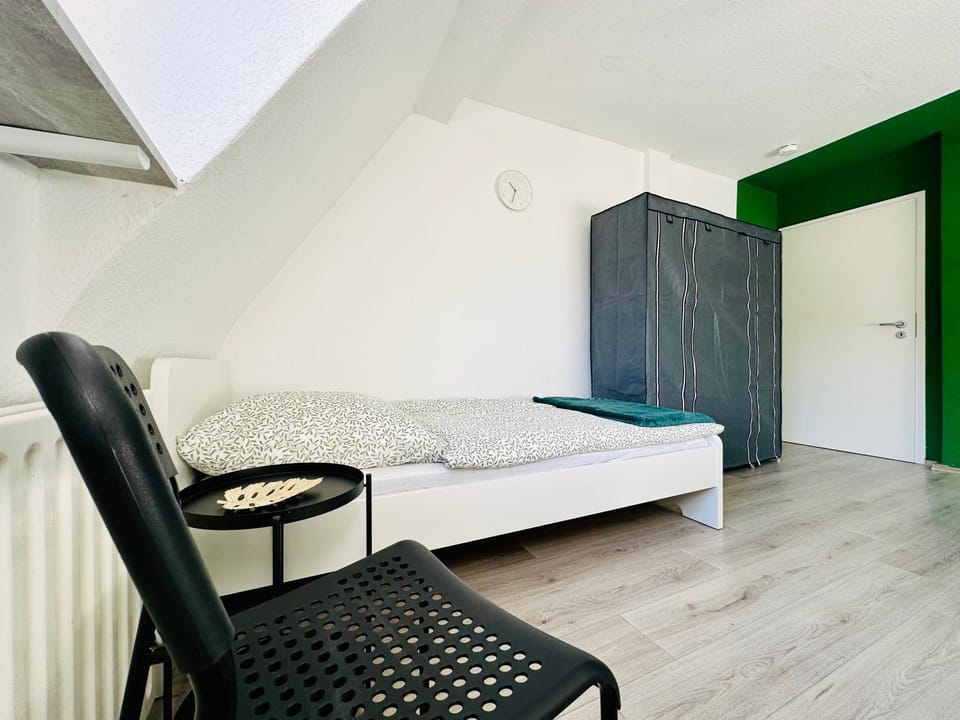Bed, Photo of the whole room, Bedroom, wardrobe