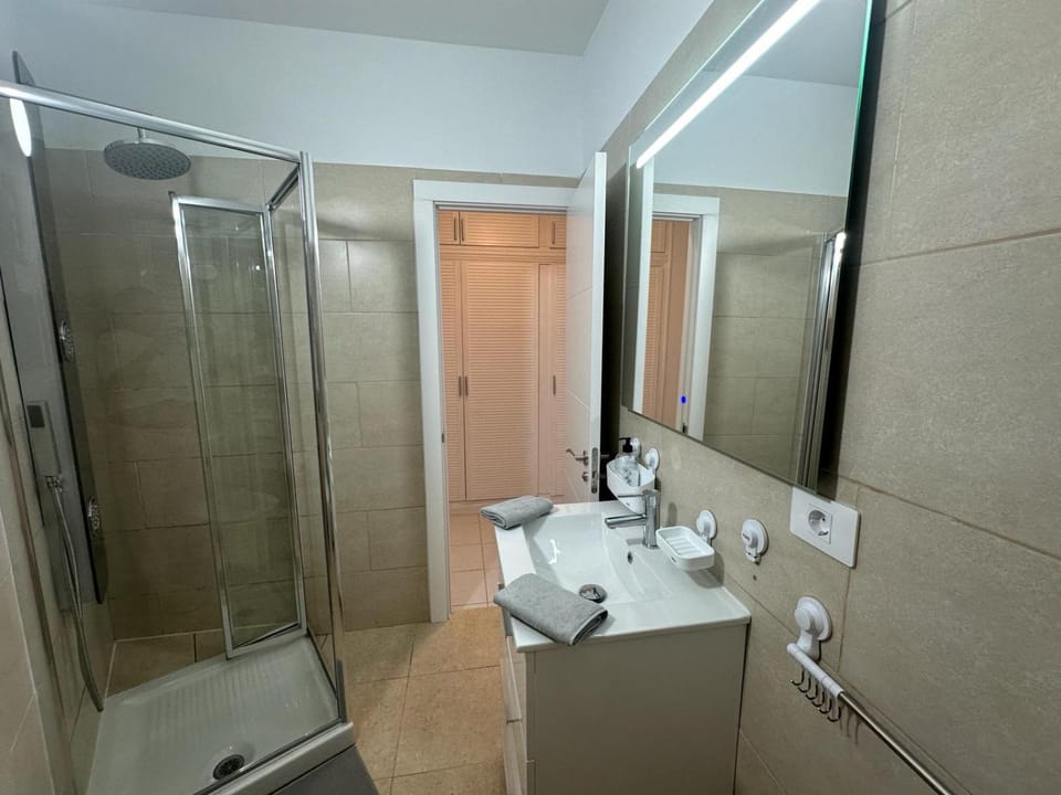 Liwia beautiful apartment in the first Oceanline in Los Cristianos. Apartment in Los Cristianos
