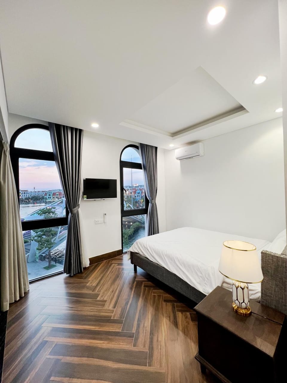 Legacy Hotel - Grand World Phú Quốc Hotel in Phu Quoc